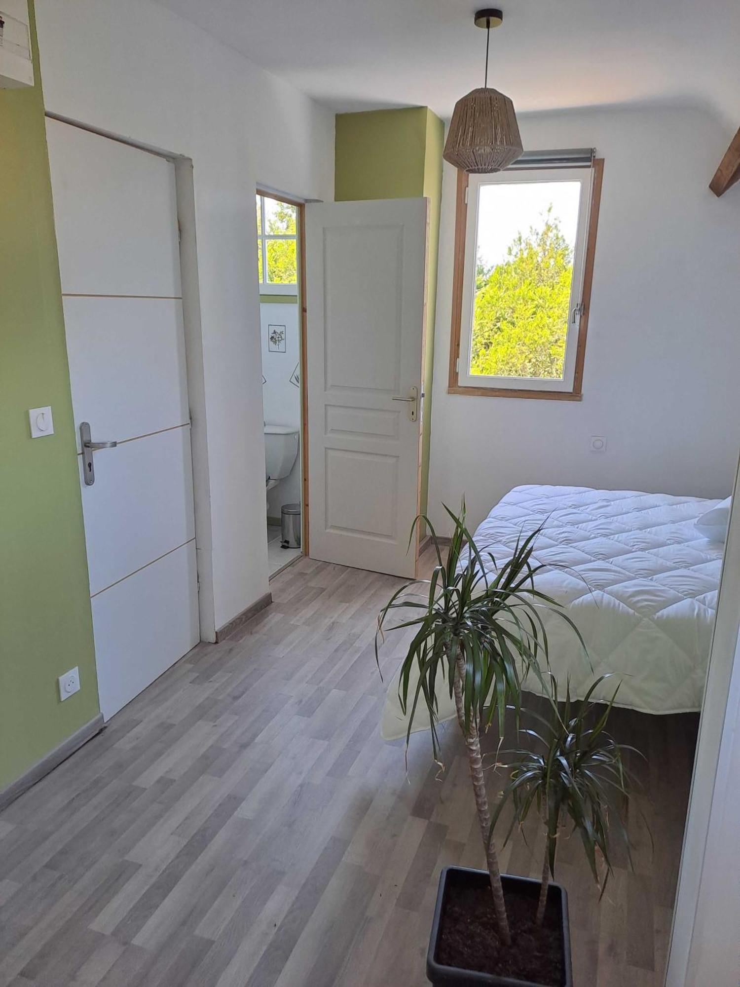 La Jufe Hotel Cormeilles  ภายนอก รูปภาพ