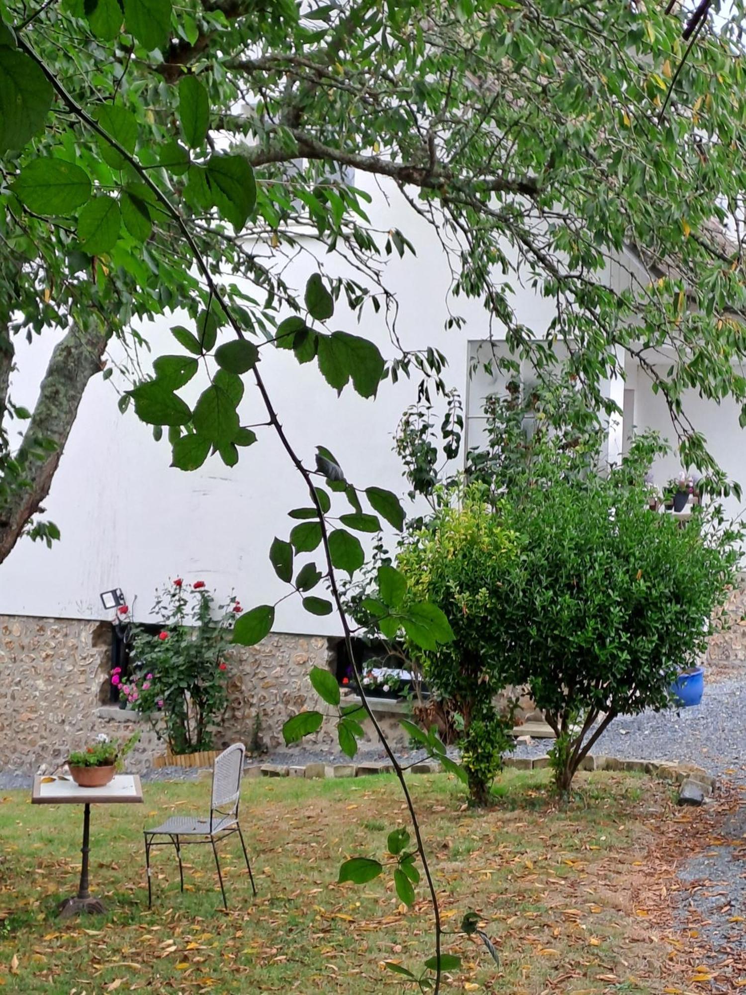La Jufe Hotel Cormeilles  ภายนอก รูปภาพ